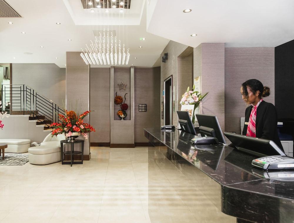 Hotell Park Grand Kensington 4*