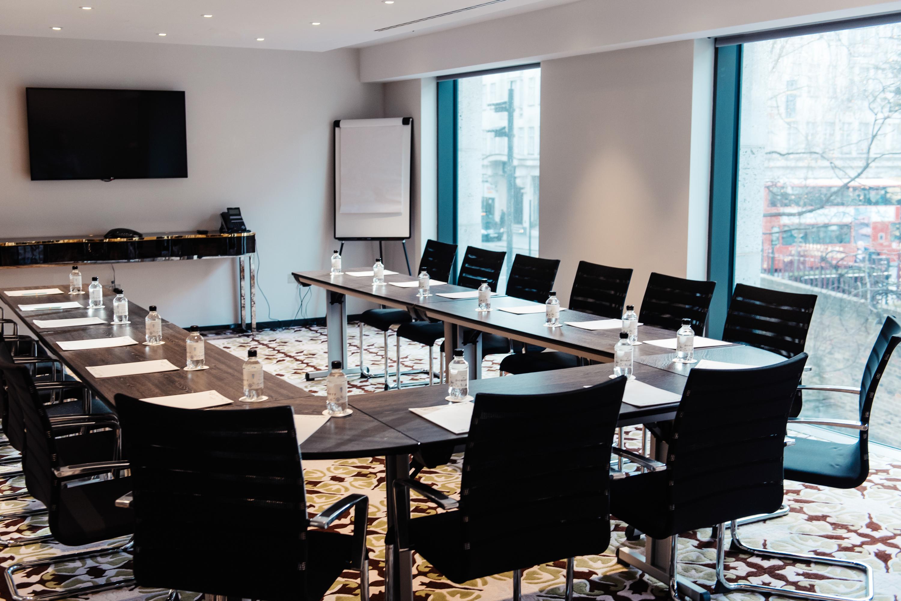 Hotel Saint London Hotell 4*