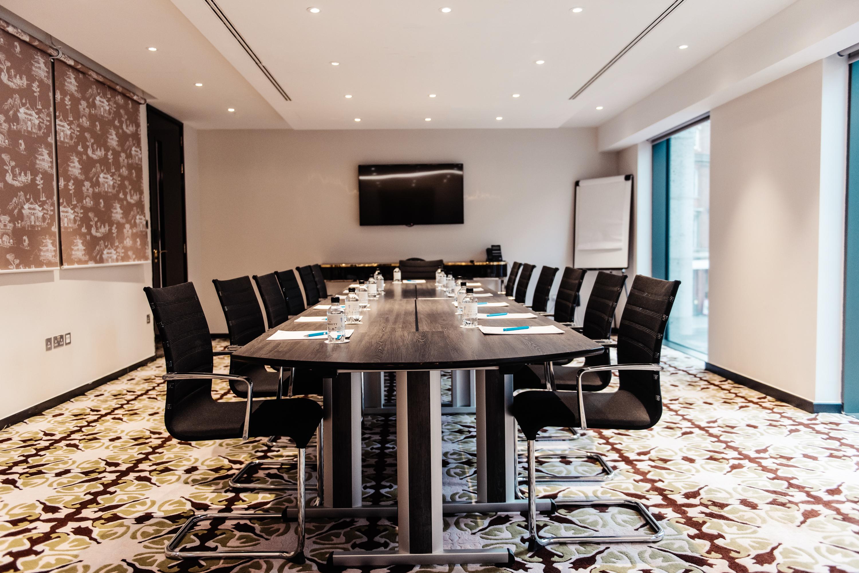 Hotel Saint London Hotell 4*