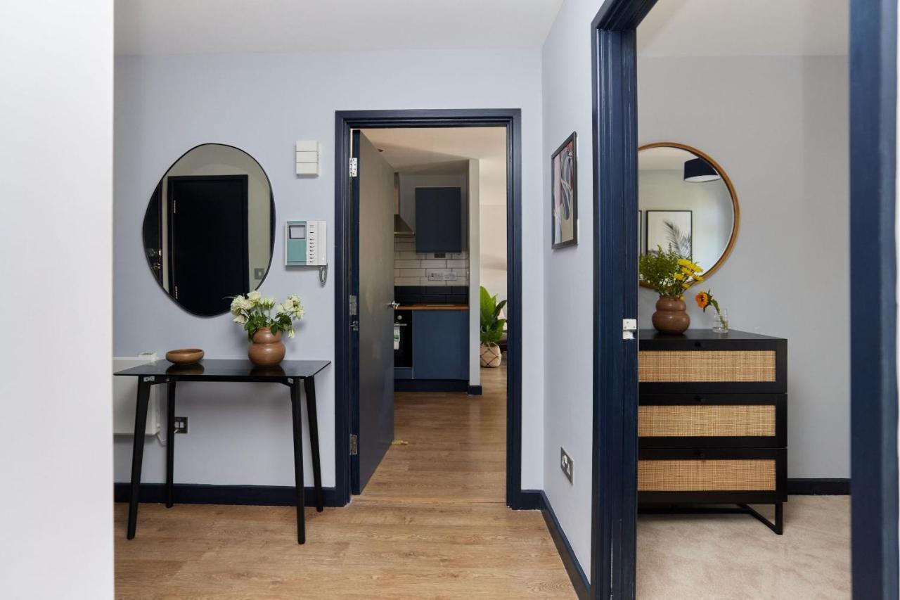 The Whitechapel Place - Stunning 2bdr Flat With Balcony Appartamento *