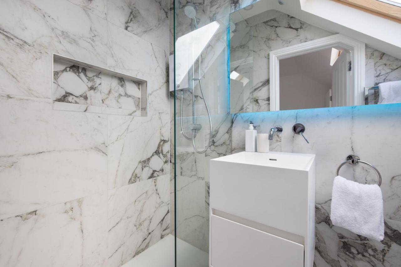 The Streatham Hill Wonder - Spacious 4bdr House With Garden And Terrace Apartment
