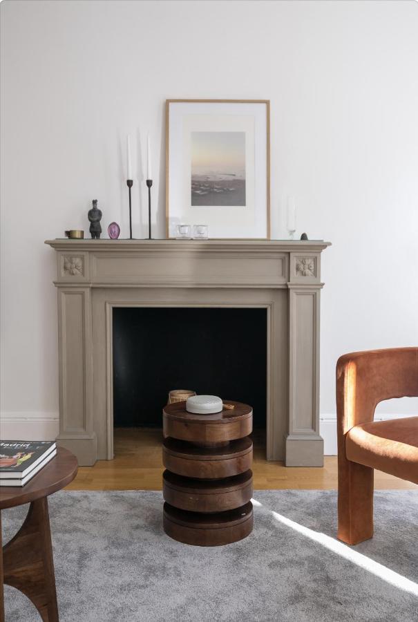 Generously Large 1 Bedroom In Farringdon * Londra