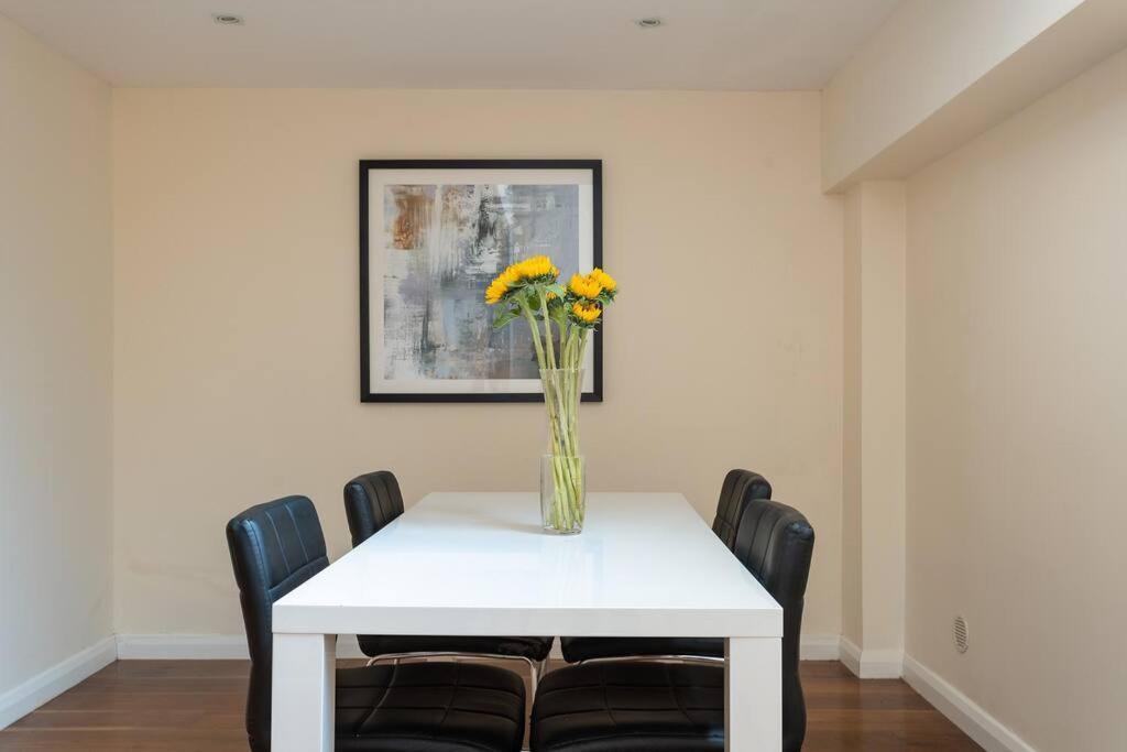 Luxury 2 Bedroom Flat In Holborn Lejlighed London