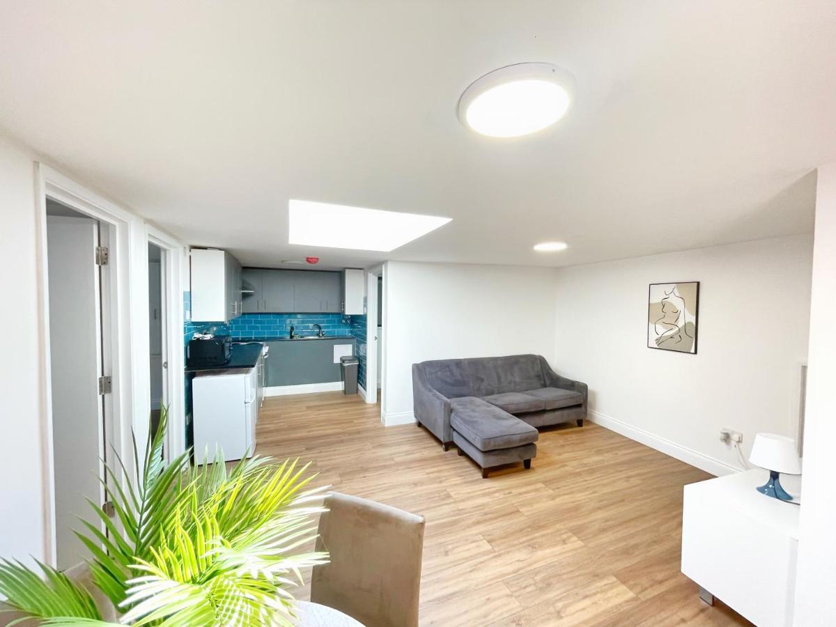 Prime Woolwich 2 Bed Gem Apartment