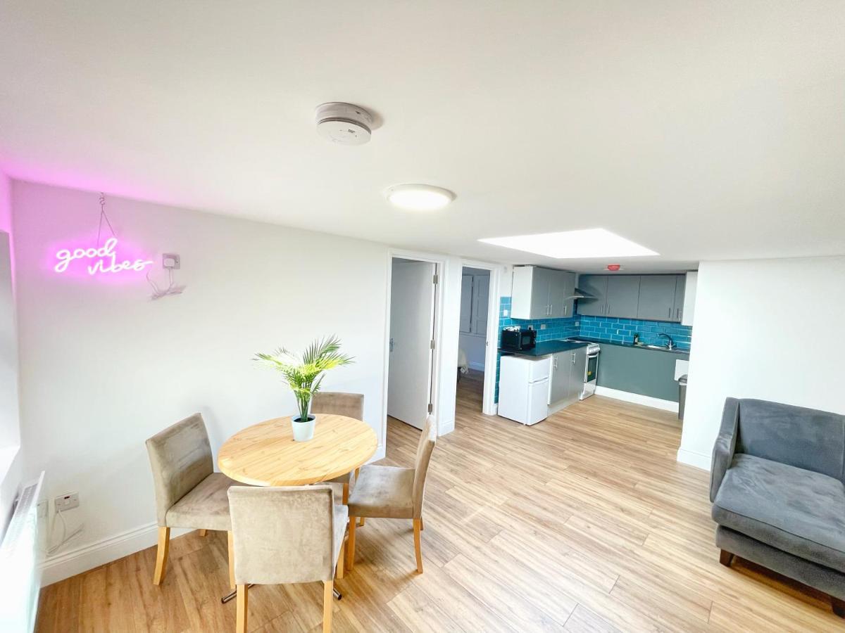 Prime Woolwich 2 Bed Gem *