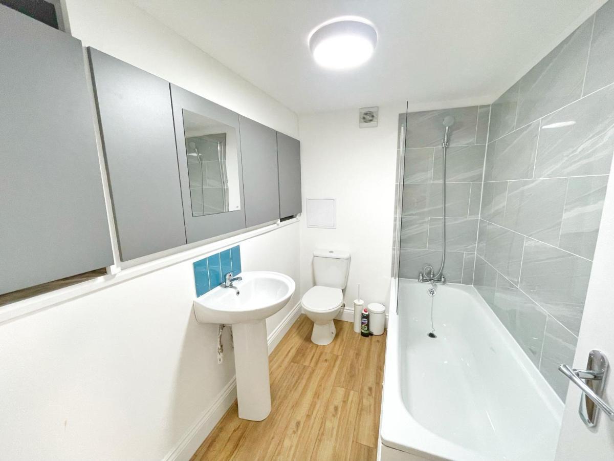 Apartment Prime Woolwich 2 Bed Gem London