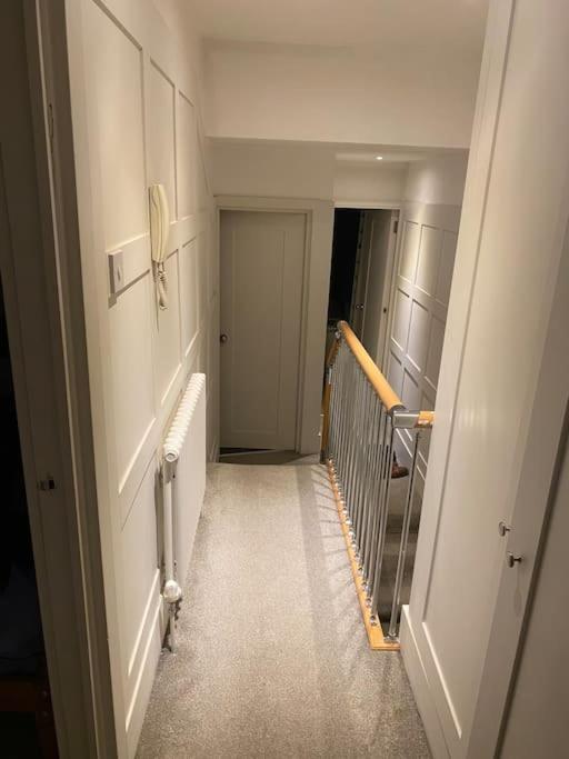 Gorgeous Hammersmith Home. Sleeps 6. Tube 5 Mins! Appartamento *