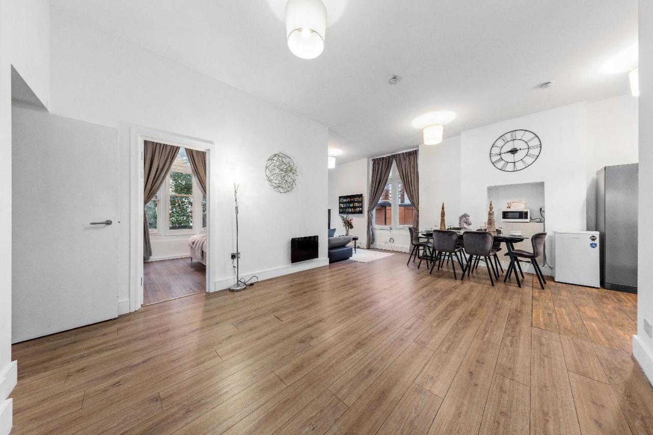 Majestic 2 Bedroom In Knightsbridge Hydepark Kb70 *
