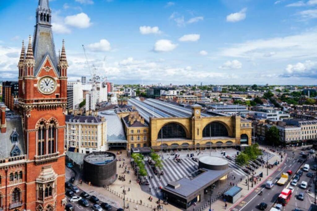 Entire In Kings Cross Londra