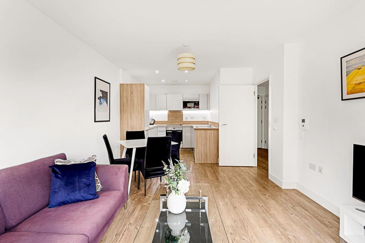 Apartment Beautiful In Surrey Quays