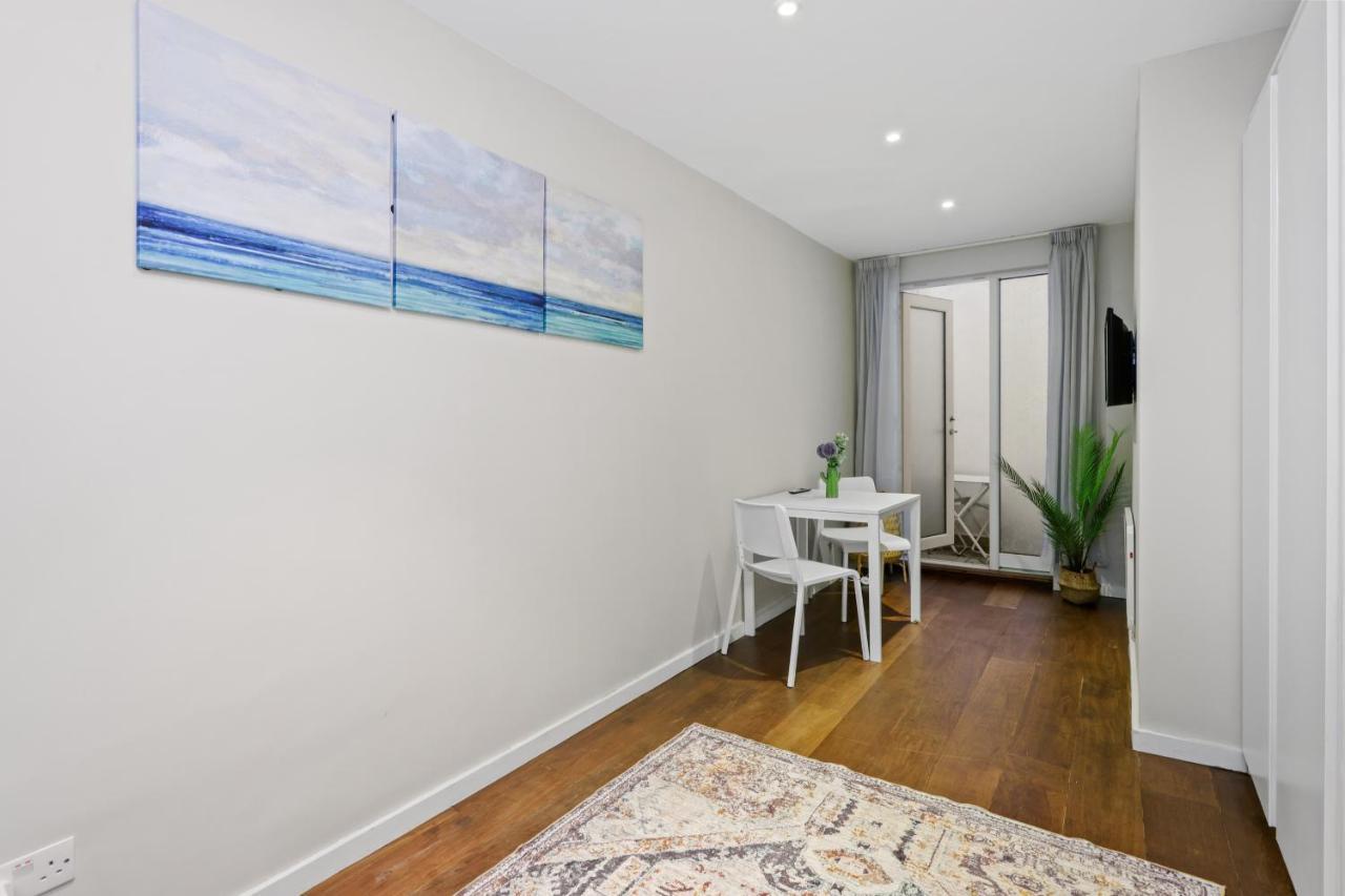 Lägenhet Spacious 1 Bedroom Flat *