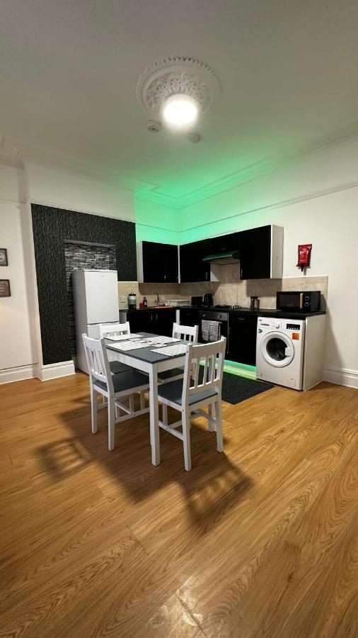 Guest house Willesden Guest 130 *
