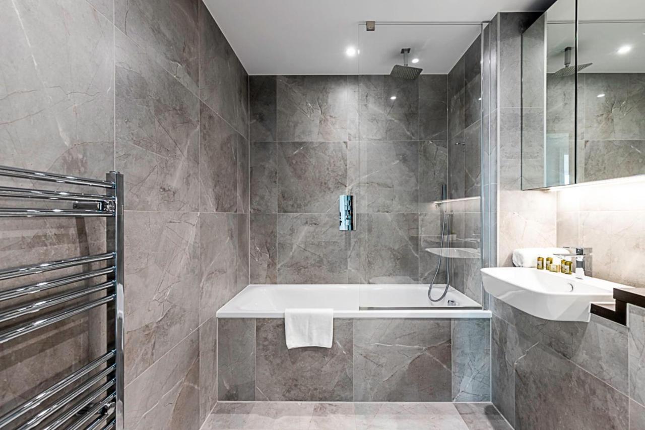 Apartment High Rise In Acton London