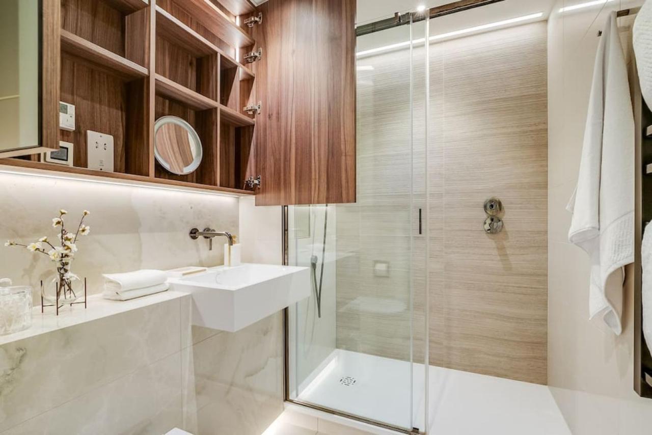 2br Hideaway With Balcony Near Westfield Mall Appartamento *