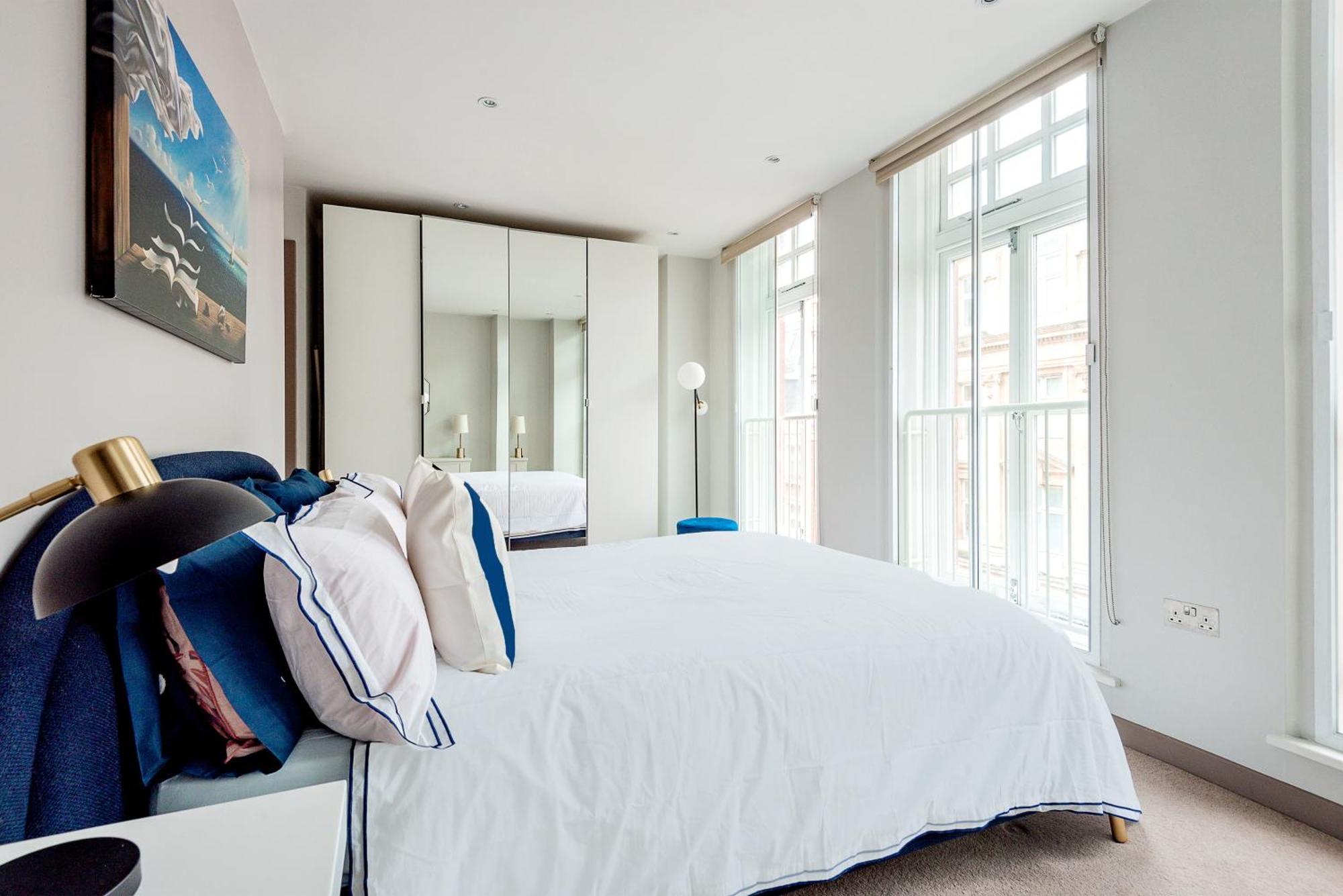 Arcore Premium Apartments: Mayfair * Londra