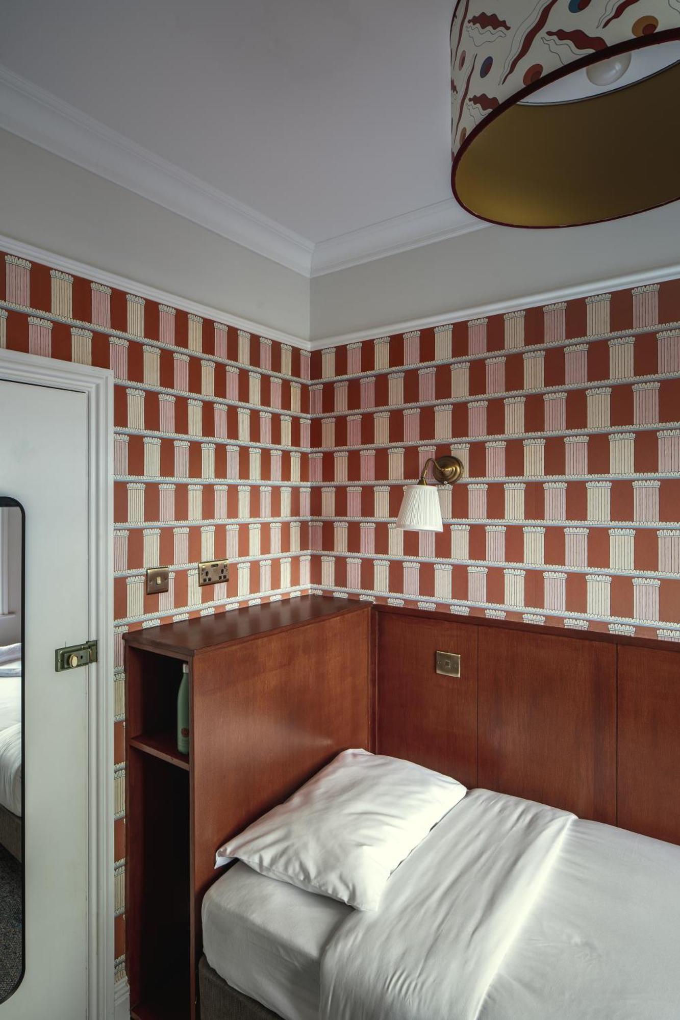 St. David's Paddington 2*