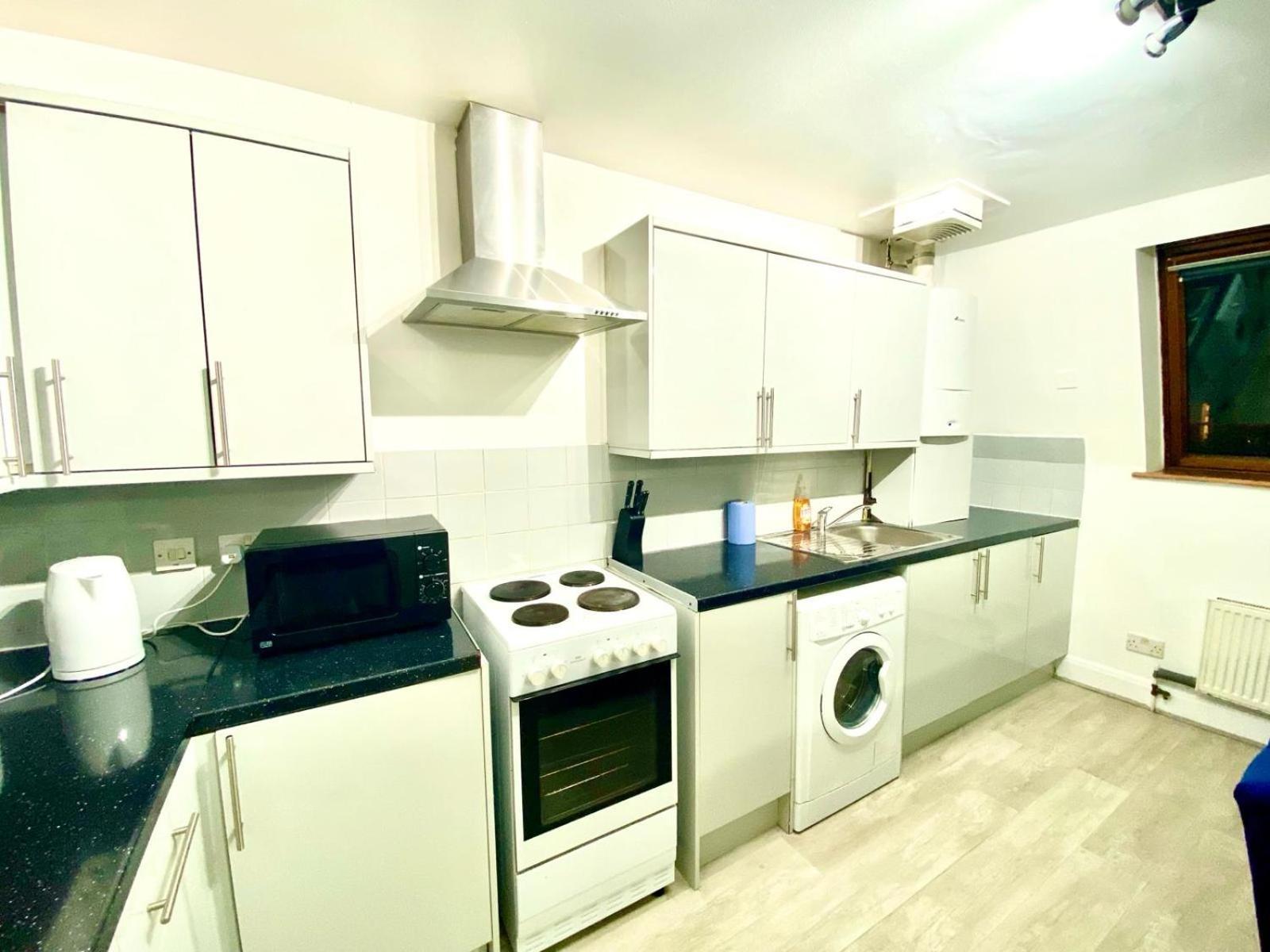Apartment Cozy One Bedroom Flat Free Car Park In *