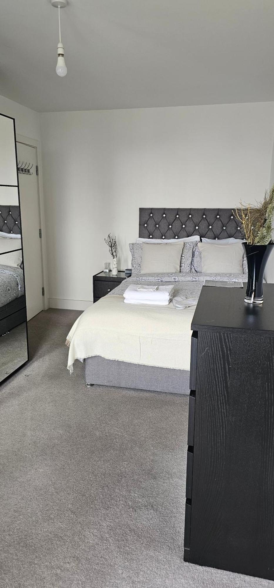 A Spacious Double In Bromley-by-bow Londra