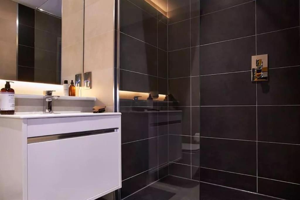 Lägenhet Kings Cross Walking Distance Luxury Private Garden House London