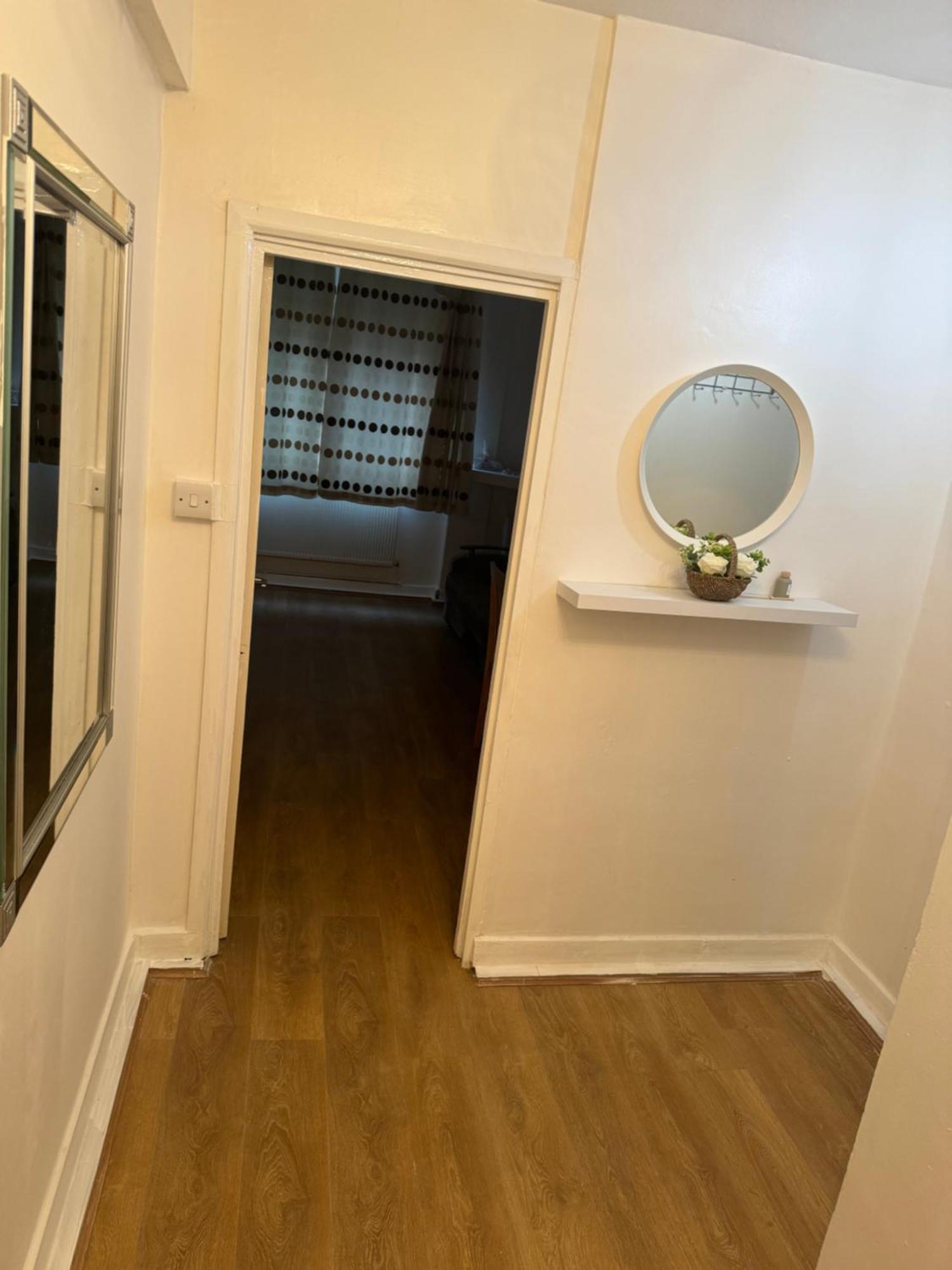 One Bedroom In Tower Bridge Road