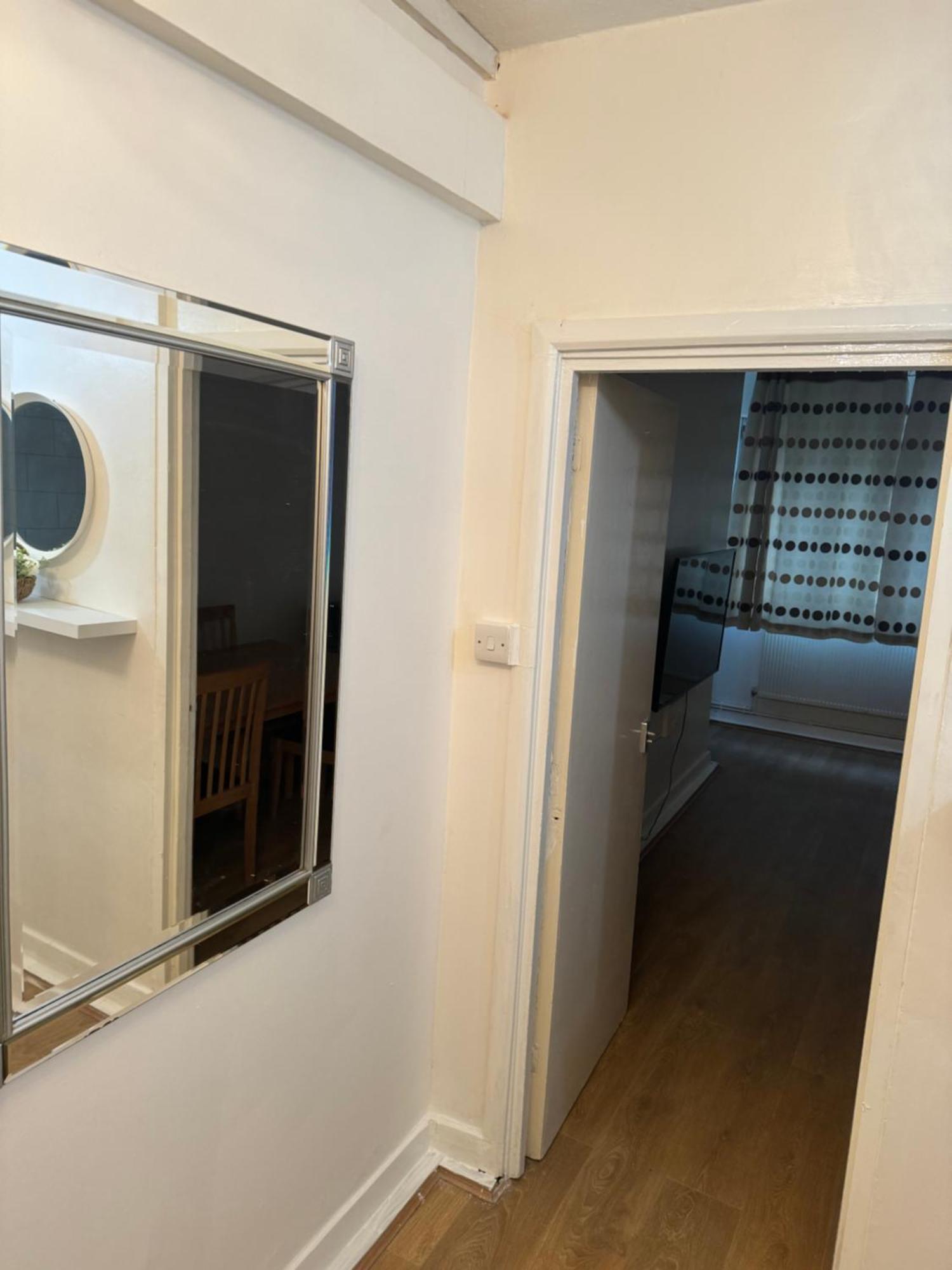 One Bedroom In Tower Bridge Road