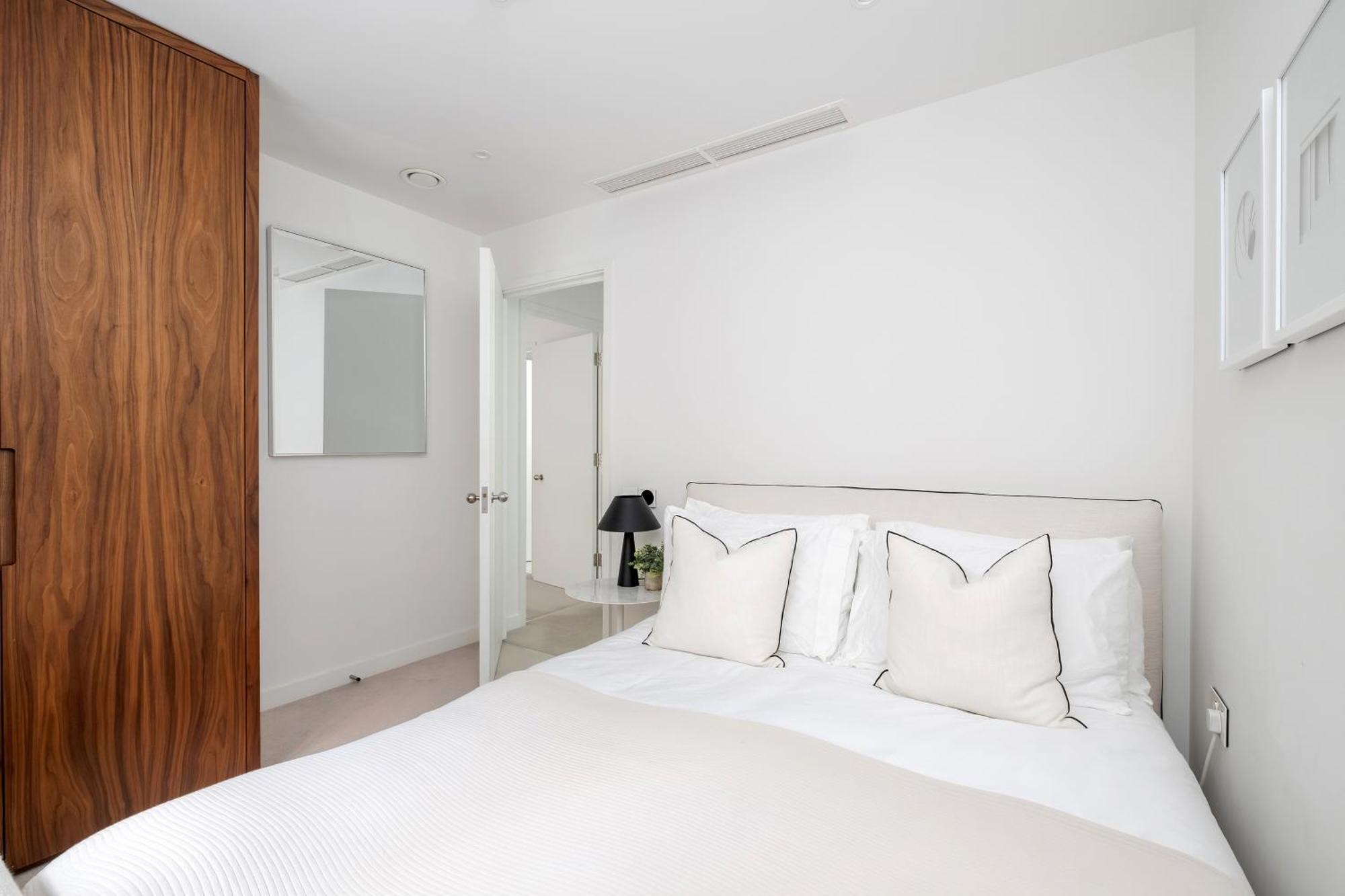 Hébergement de vacances Luxury Mayfair Townhouse With Ac 3br 3ba *
