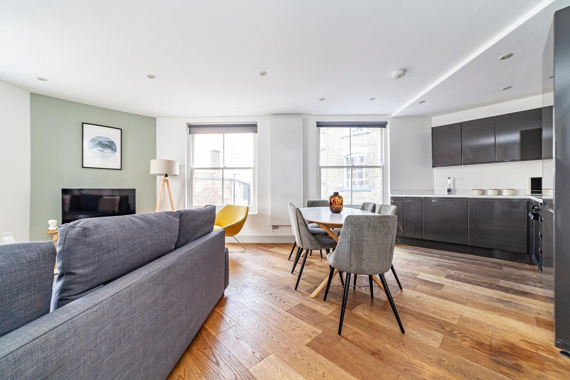 The Old Street Luxury Flat * London