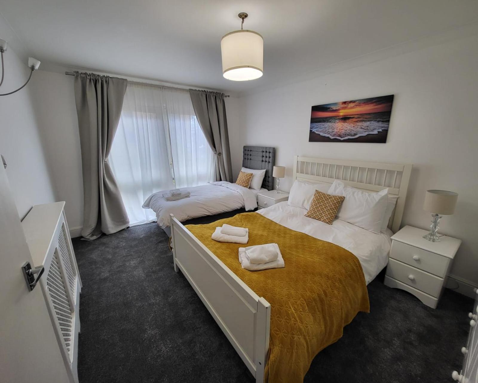 Lägenhet Stylish Deluxe 2Br Duplex - Free Parking - Near Canary Wharf