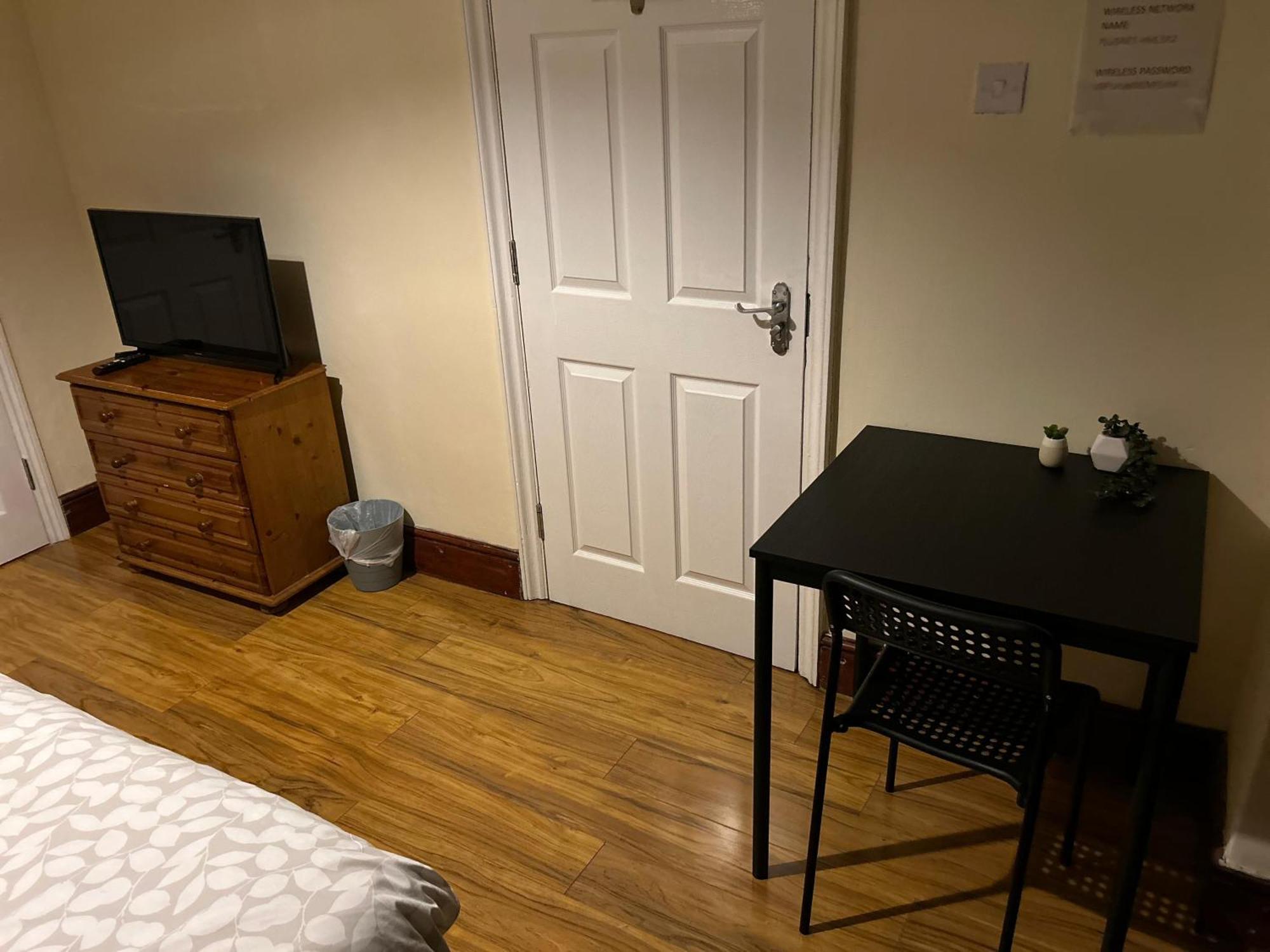 29 Ansell Road * London