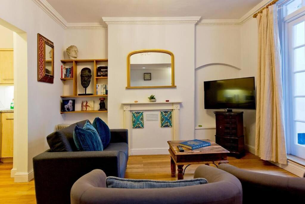 2 Bedroom Central Victoria Appartement Londen