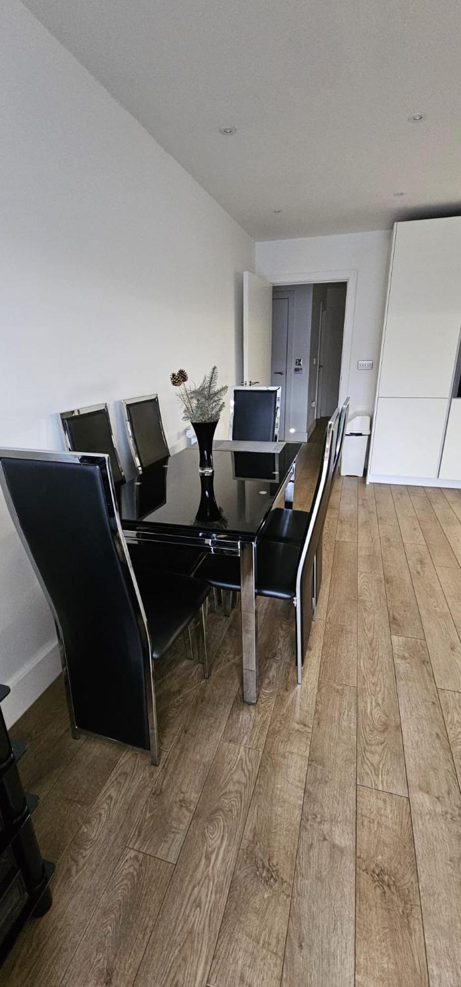 A Spacious Double In Bromley-by-bow