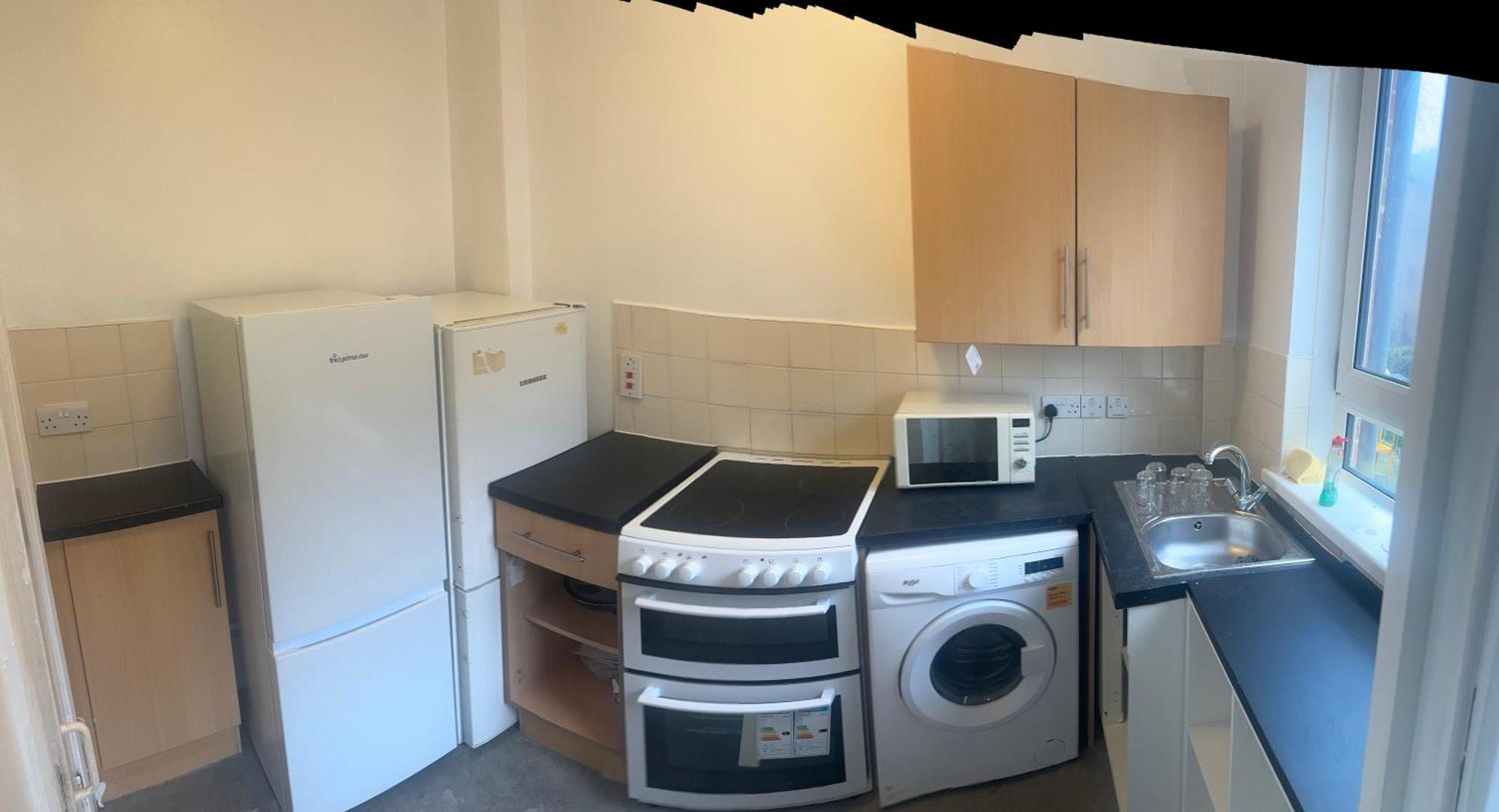 One Bedroom In Tower Bridge Road *