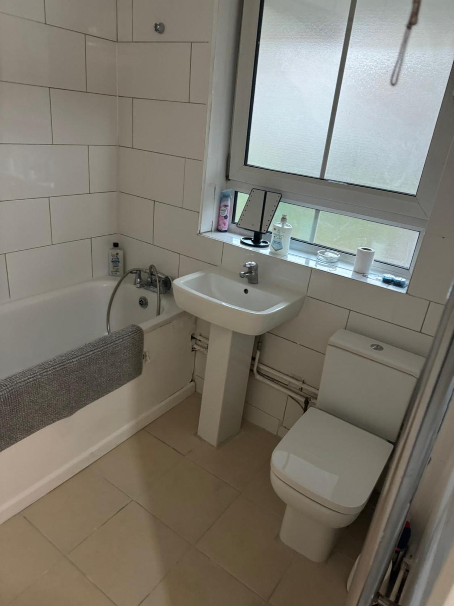 One Bedroom In Tower Bridge Road Apartment