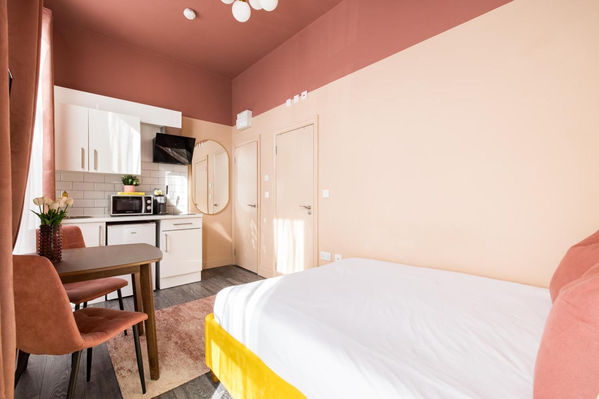 Apartment Euston London