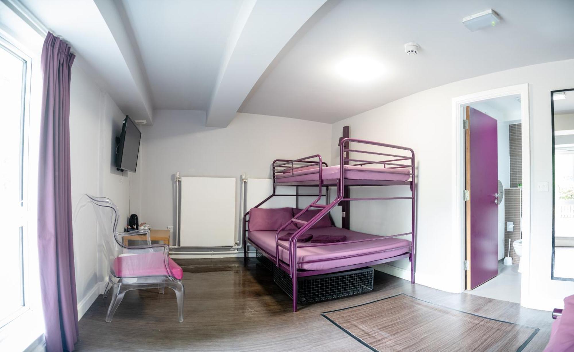 Safestay Kensington Holland Park (adults Only) * London