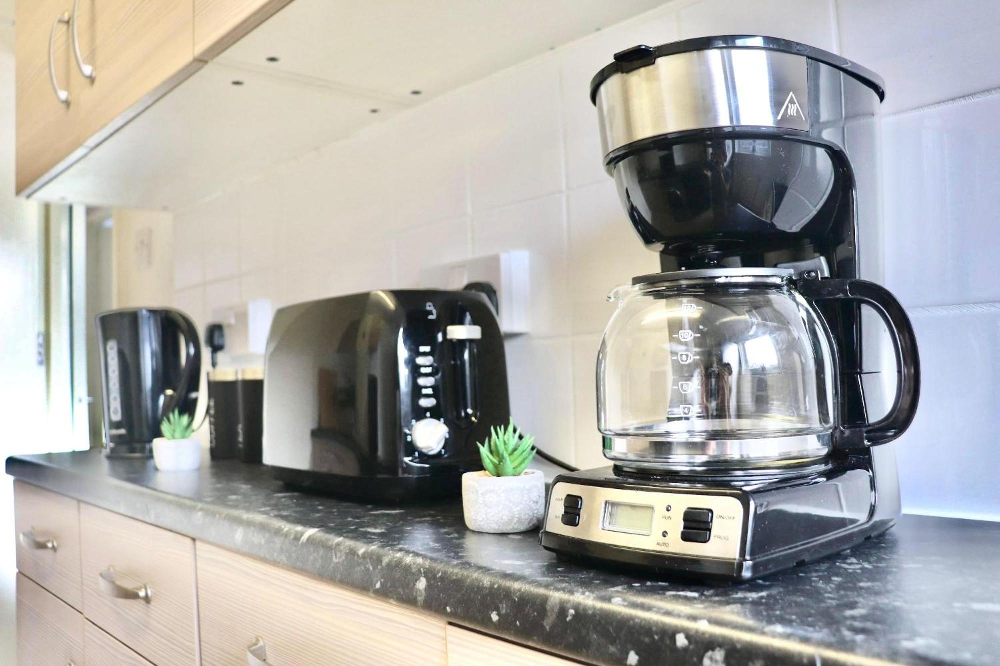 Stunning Apartment, Sleeps 4, London, 1 Bedroom, Zone 1, Kennington - Open For Business Stays, Long And Families Relocating Apartment