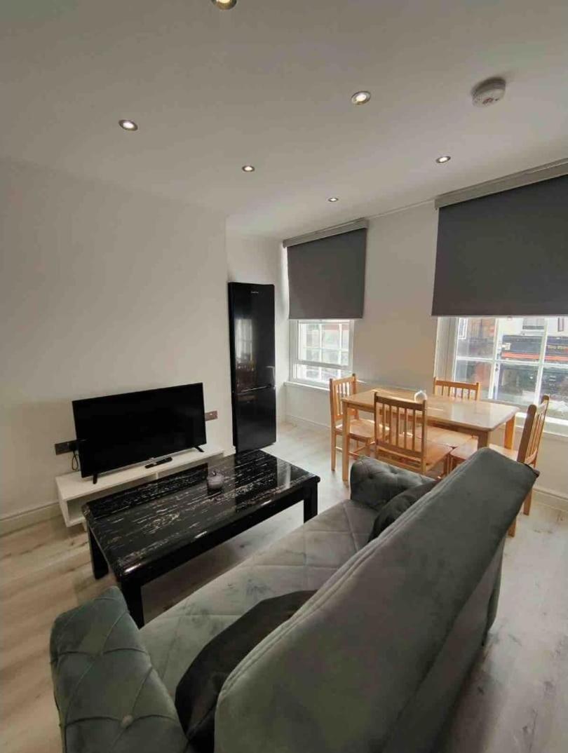 Flat 5 Crawford London