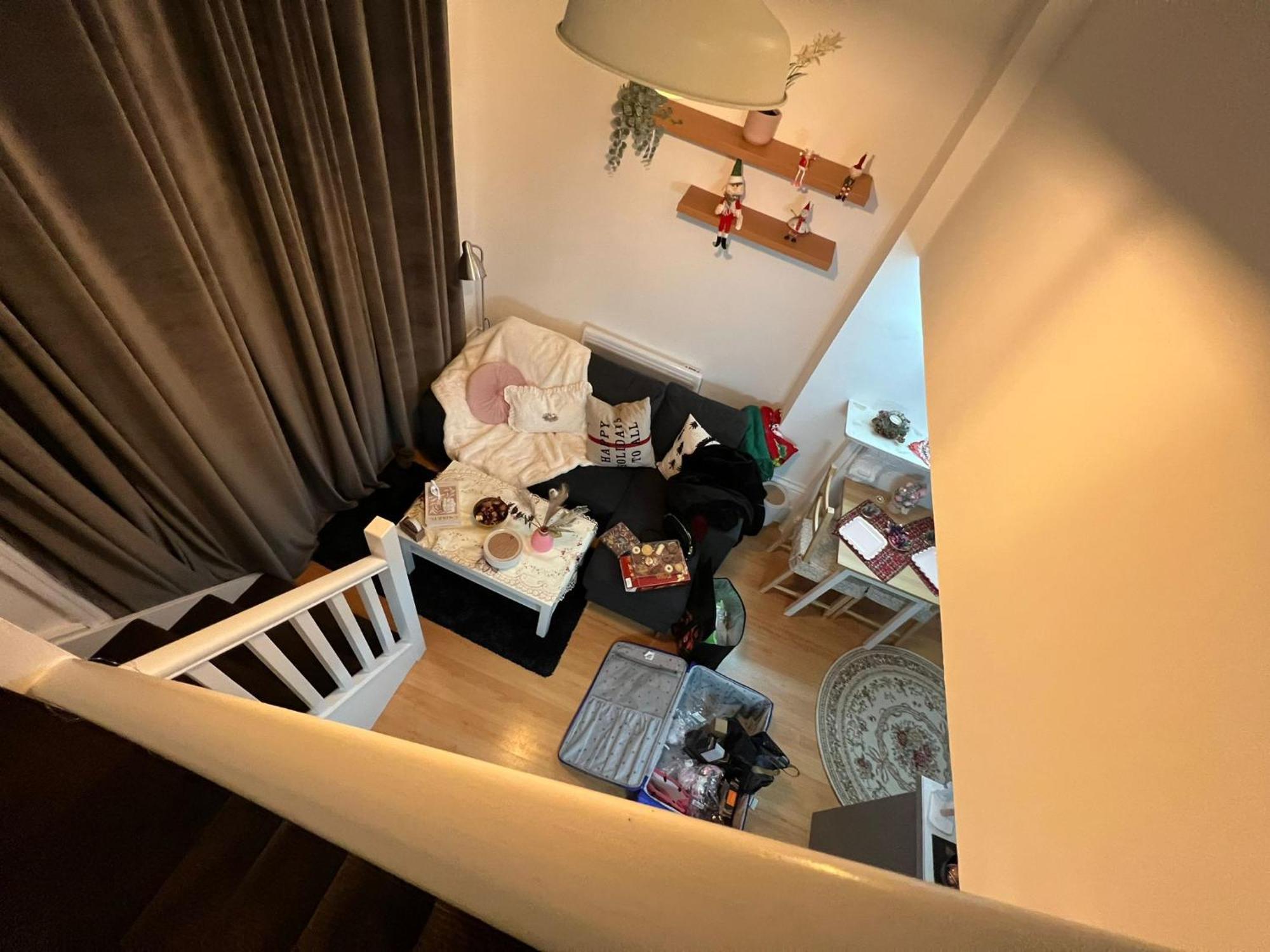 Flat In The Center Of 8 Apartment *