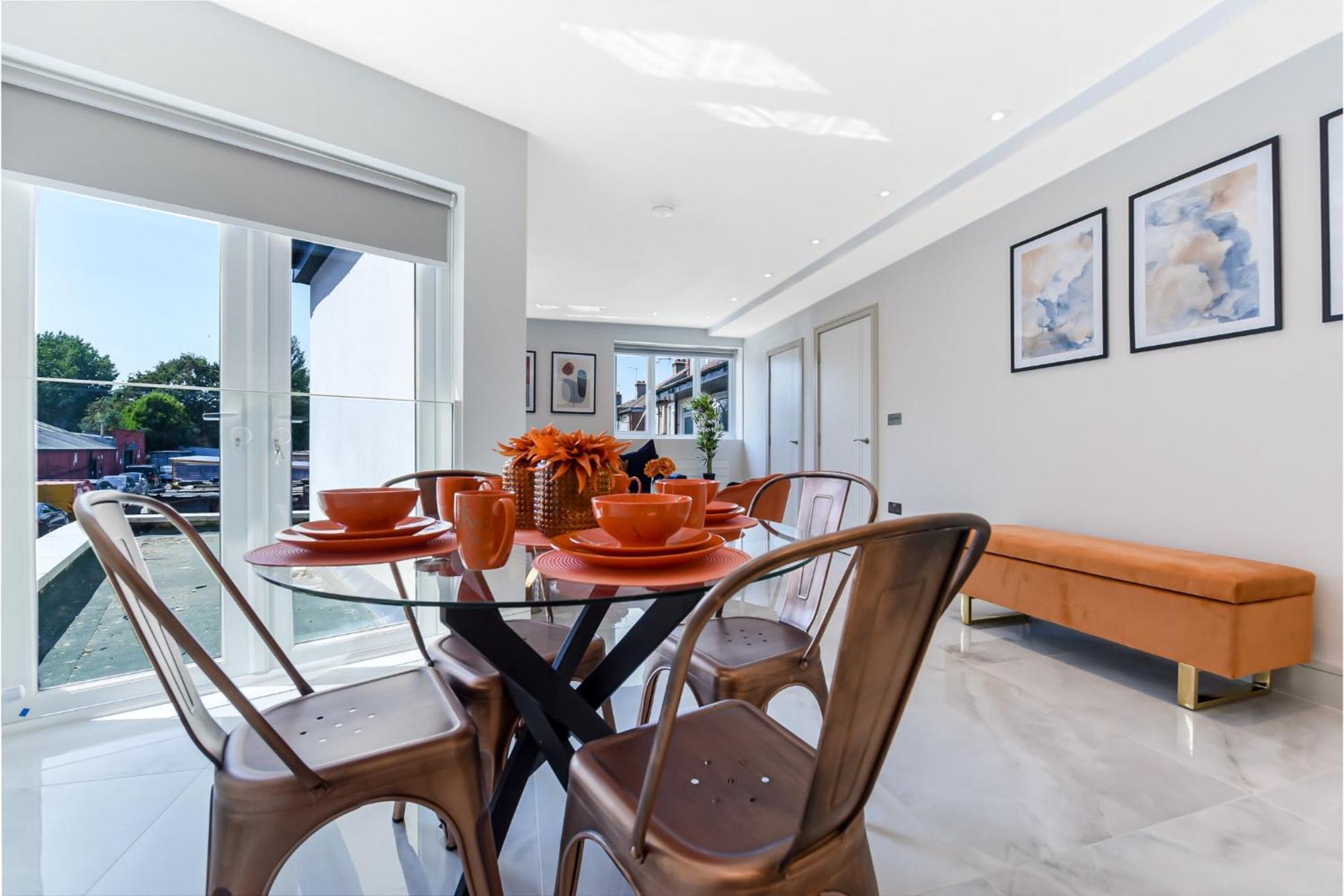 Beautiful, Stylish & Modern - Great For Transport! Appartement