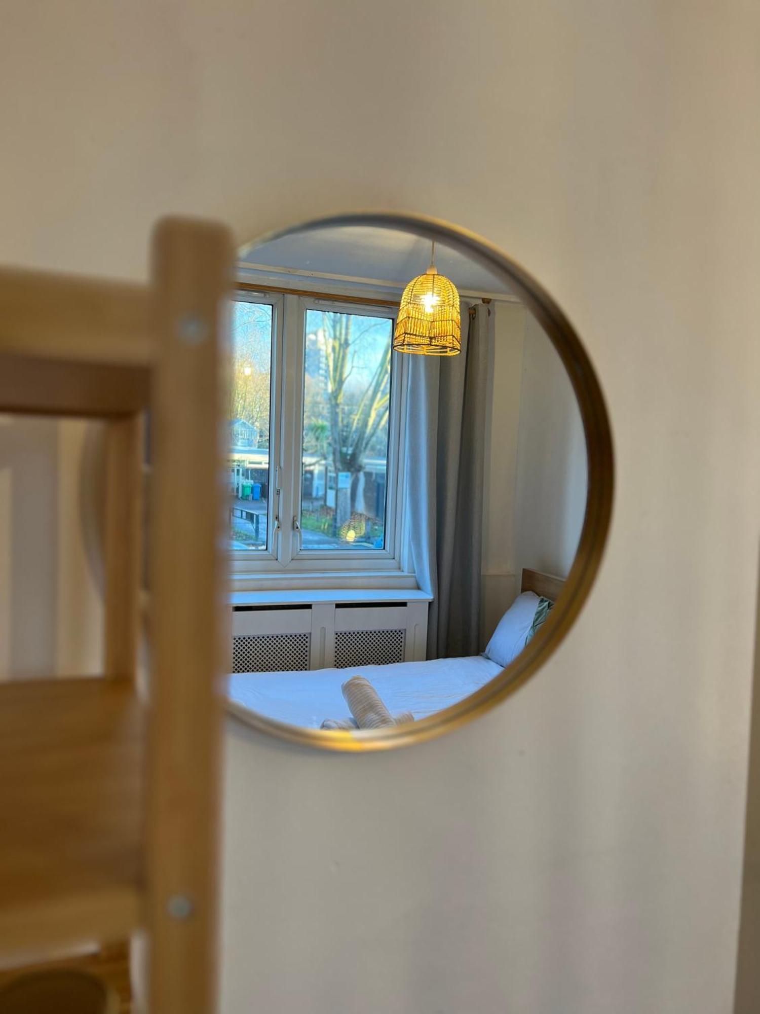 3-bedroom In The Heart Of Apartment *
