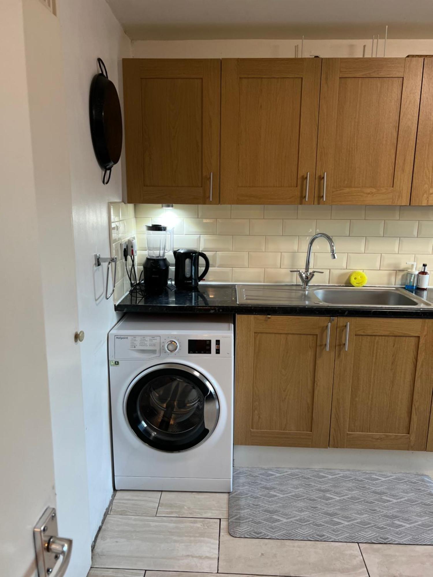 3-bedroom In The Heart Of Apartment London