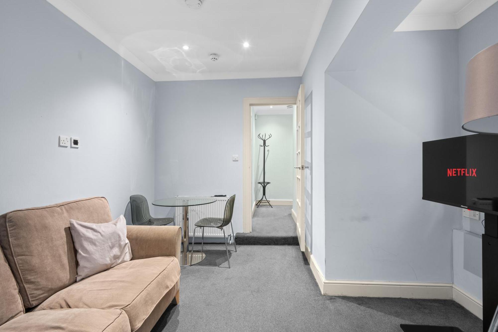 Londwell, Boutique Bliss Nestled In Knightsbridge By Harrods London