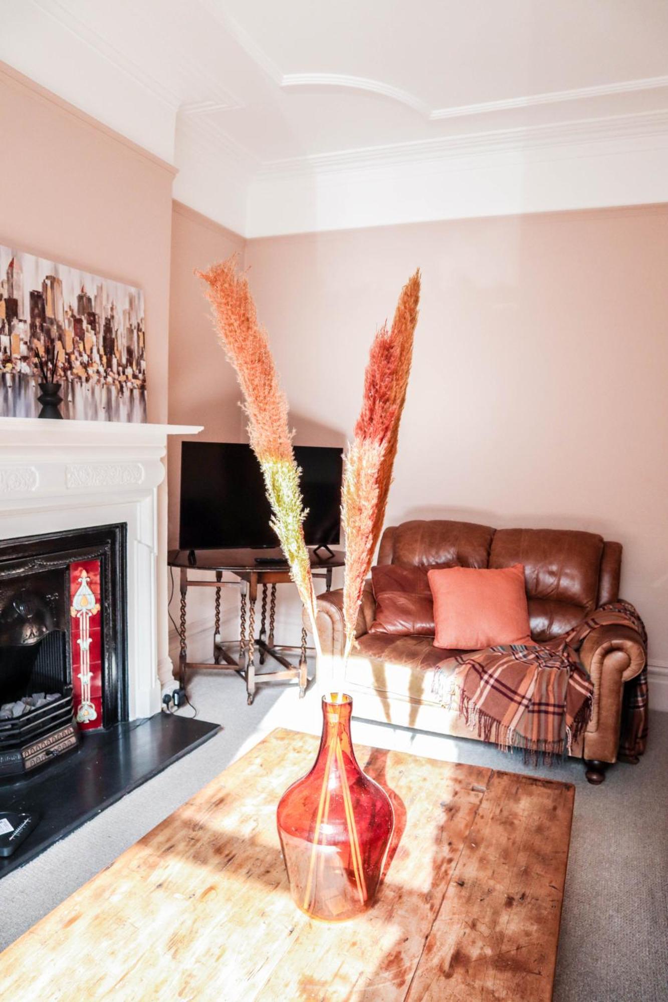 Hébergement de vacances Stunning 5 Bed House In Clapham - Free Wifi! *