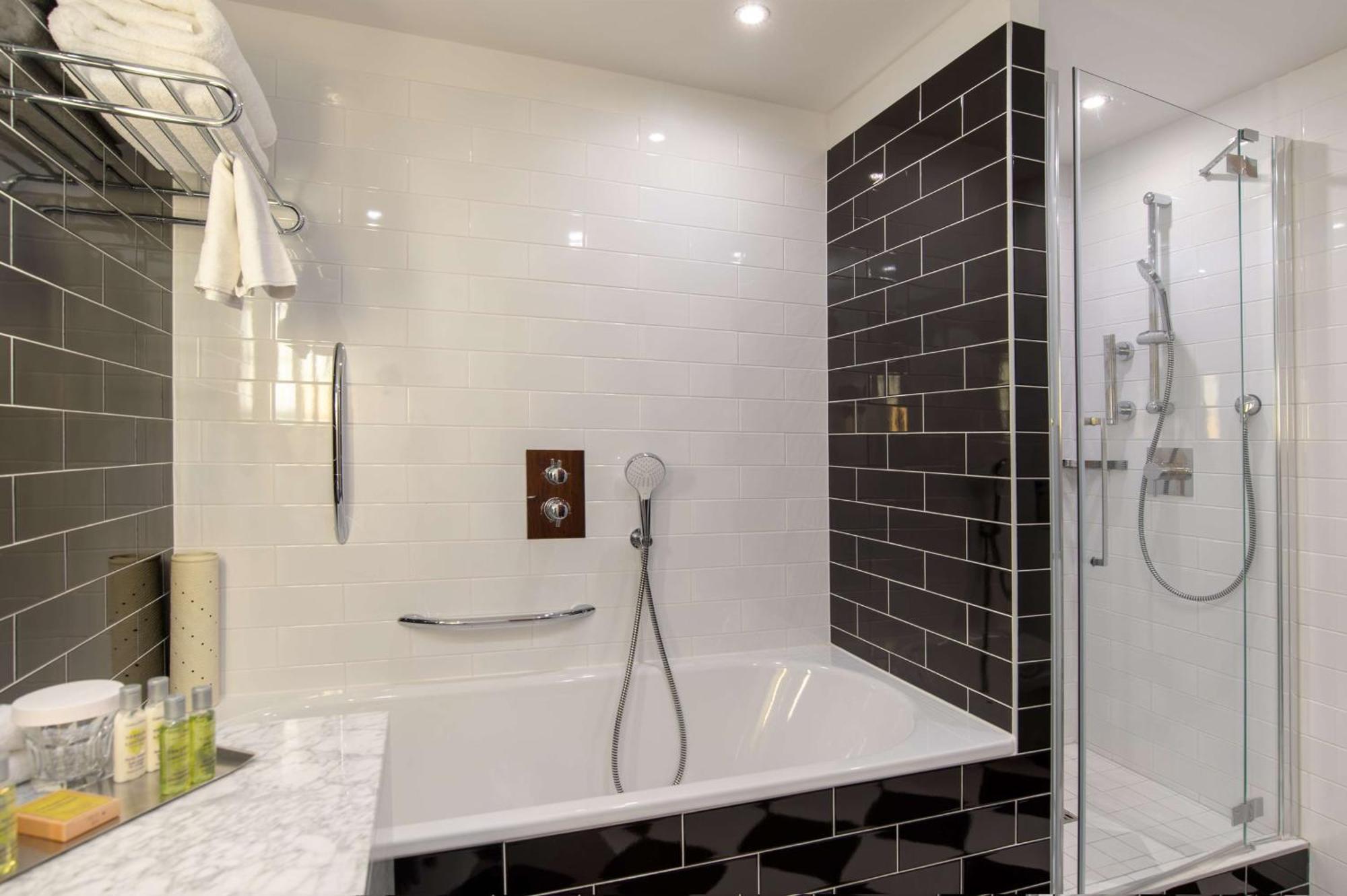 Hilton Wembley 4* London