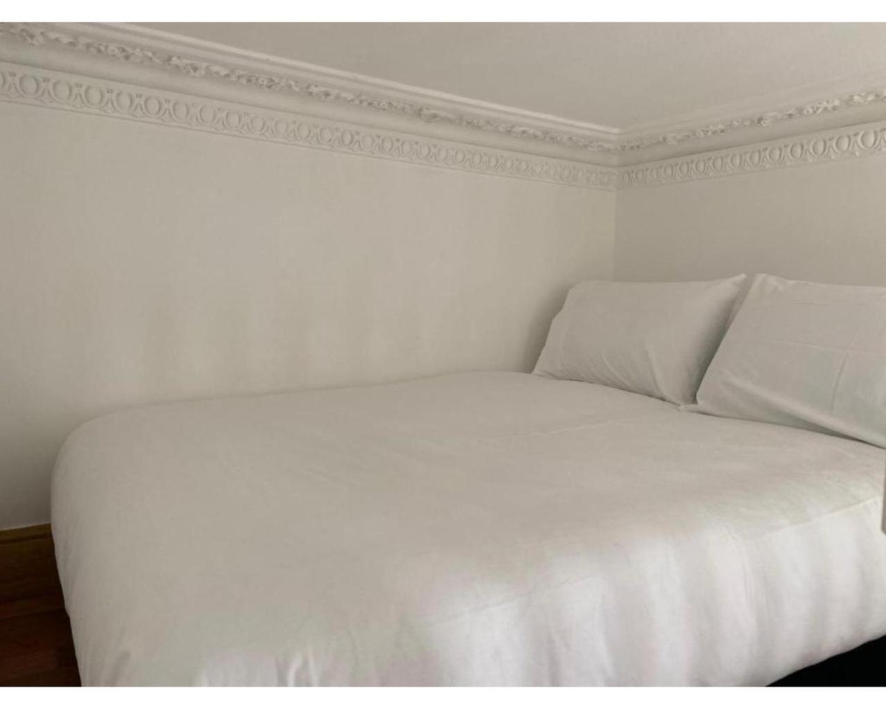80 Inverness Terrace *