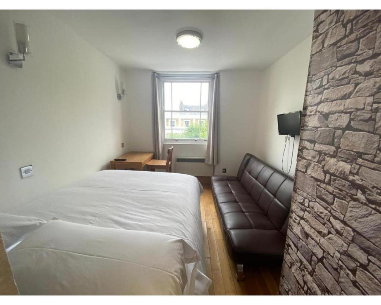 80 Inverness Terrace London