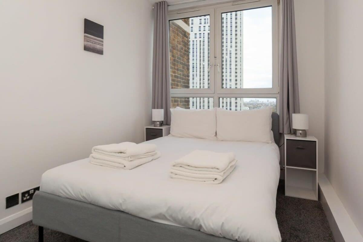 3 Bedroom Old Street - Amazing Views Lägenhet London