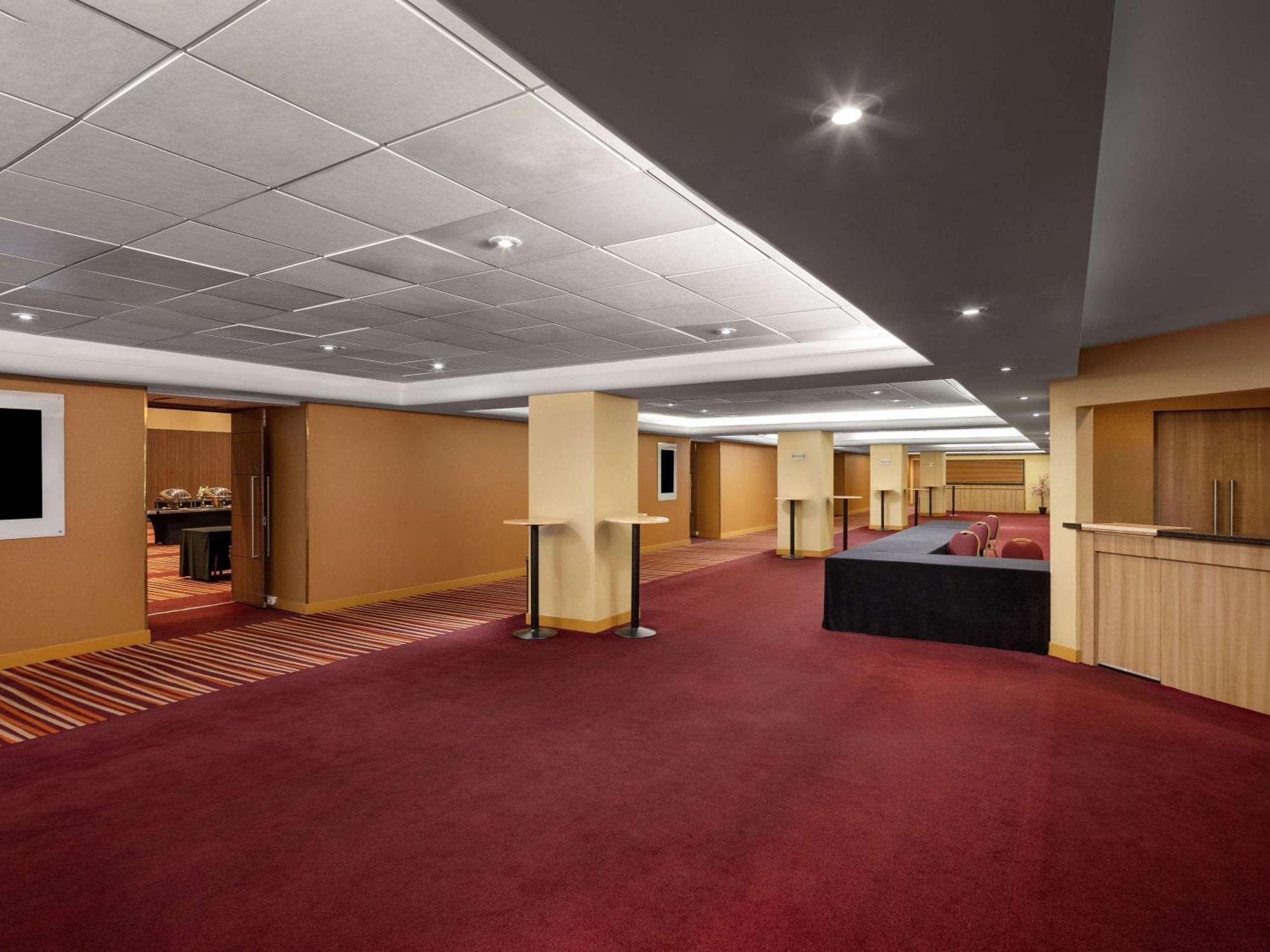 Ibis Earls Court 3*