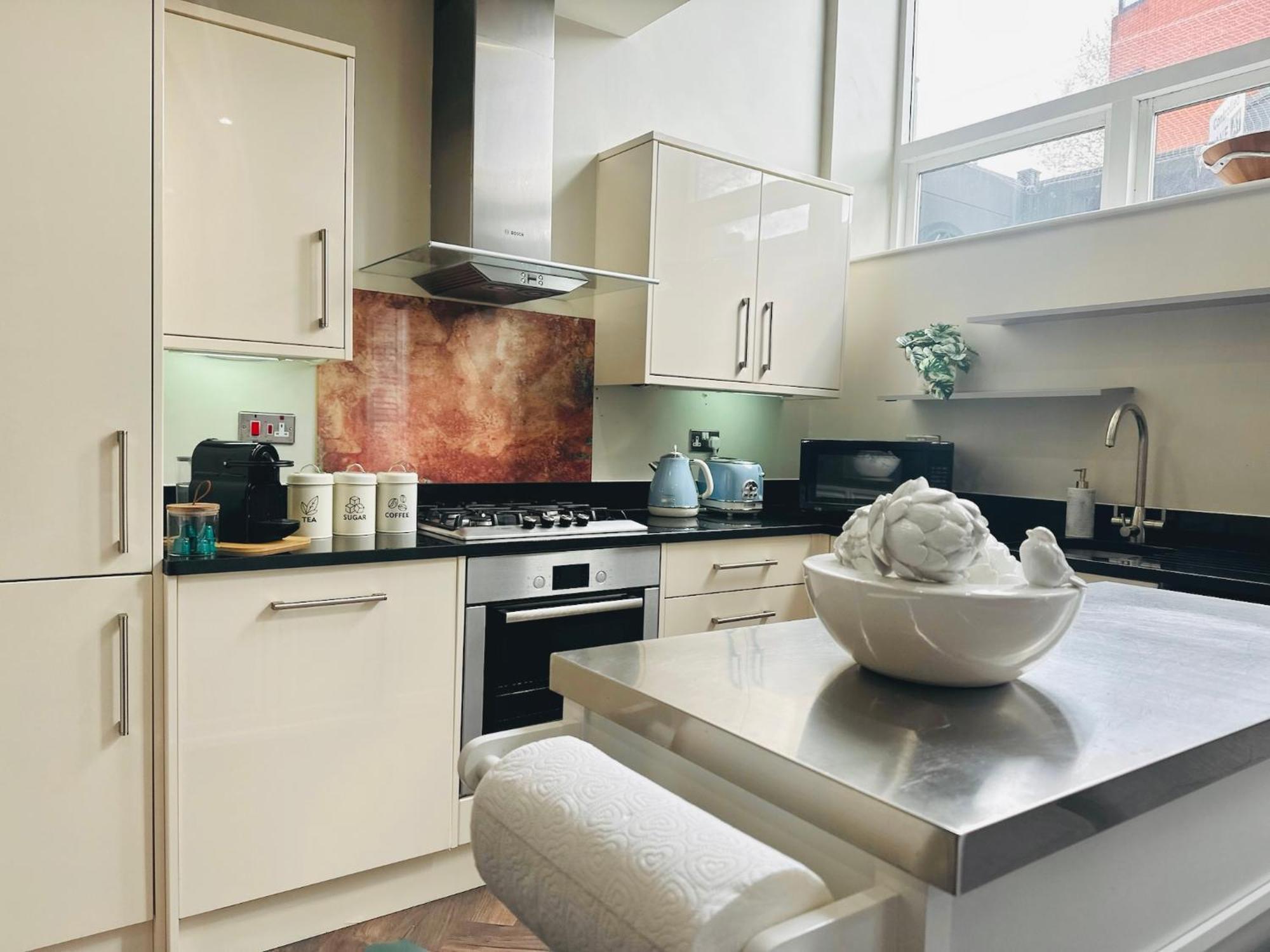 Stylish, Modern In Londen