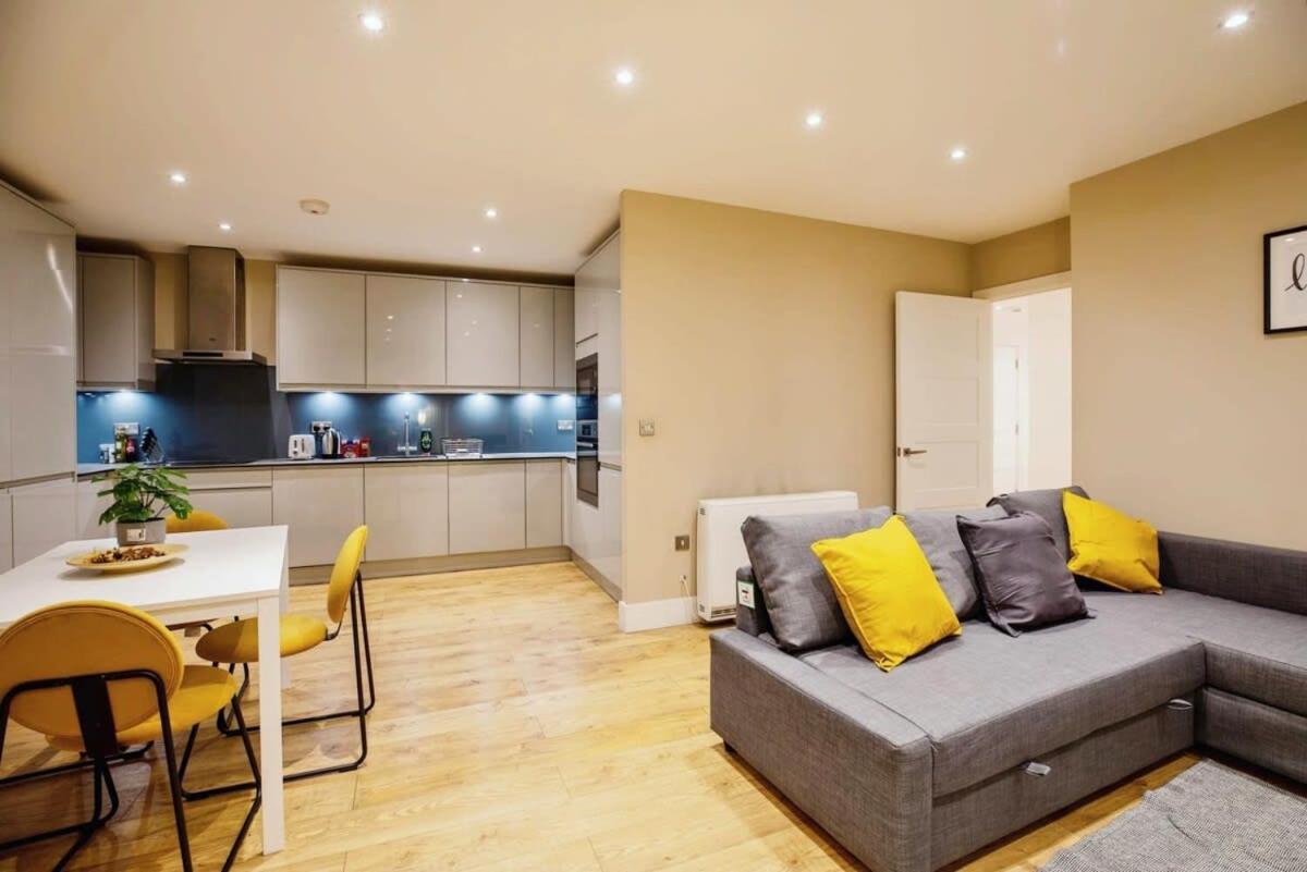 Modern 2br Flat Style And Comfort Combined Lejlighed *